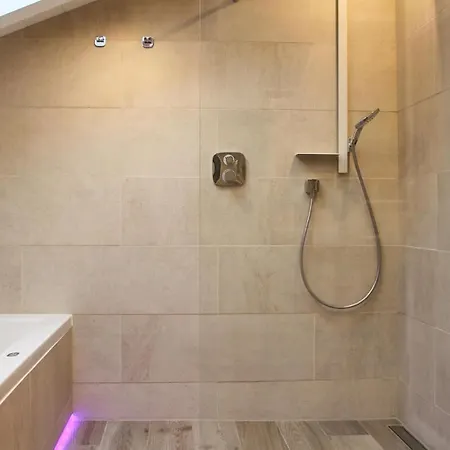Dejligt Hjem I Haren Med Sauna Feriehus *