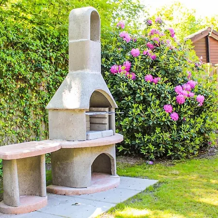 In Haren With Sauna Дом отдыха Данкерн