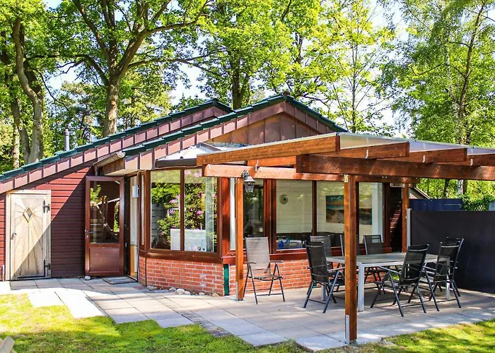 Nyaraló In Haren With Sauna